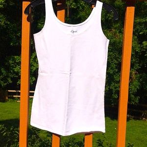 Women’s Lysse Cotton/Spandex Form-Fitting Tank, Size Small.